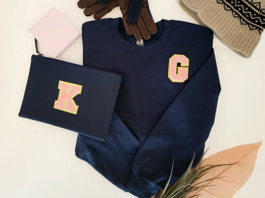 Varsity Letter Patch Crewneck Sweatshirt, Single Initial Monogrammed Chenille Applique Sweatshirt, Bridesmaid Bachelorette gifts 90s Y2K