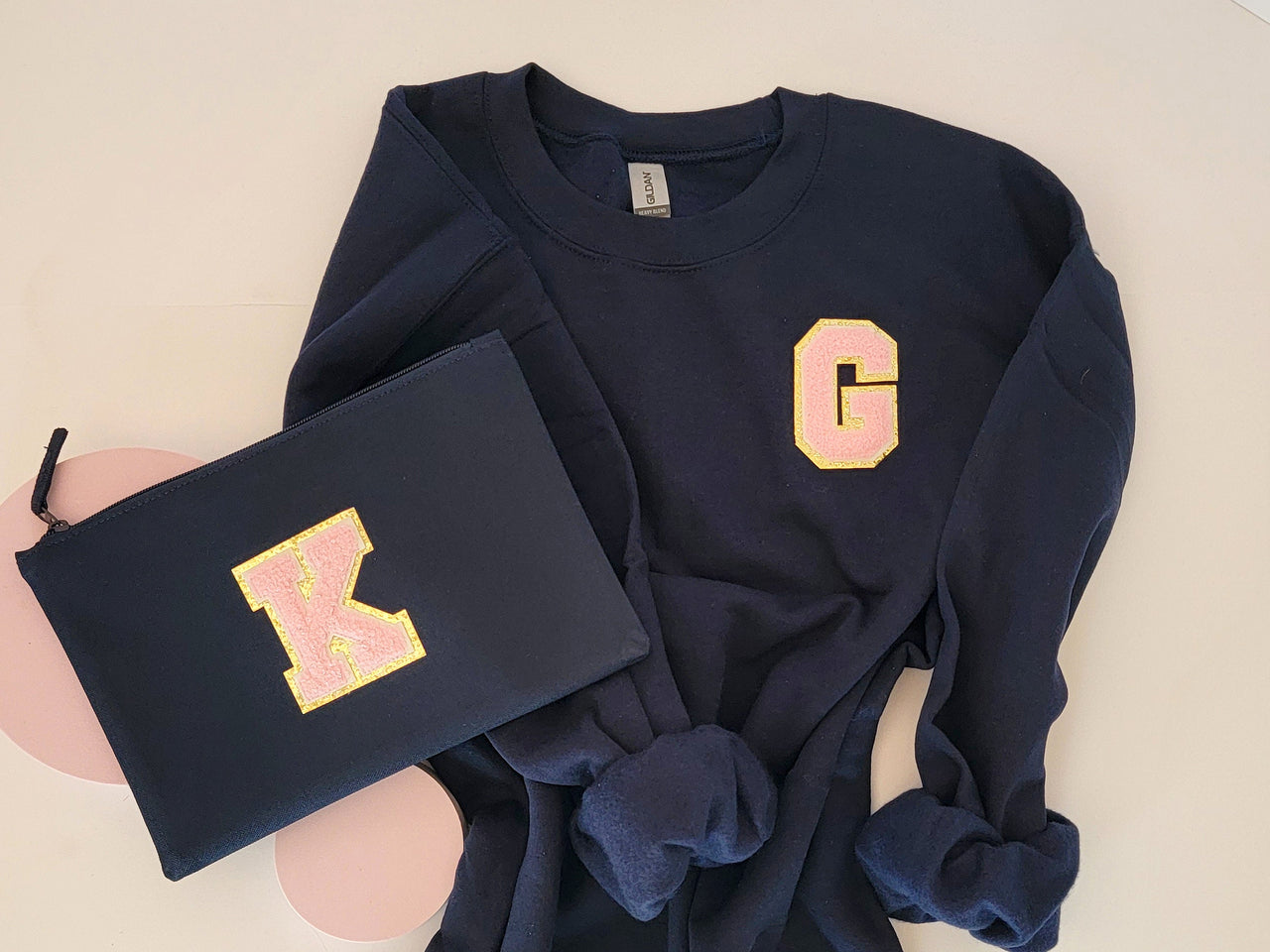Varsity Letter Patch Crewneck Sweatshirt, Single Initial Monogrammed Chenille Applique Sweatshirt, Bridesmaid Bachelorette gifts 90s Y2K