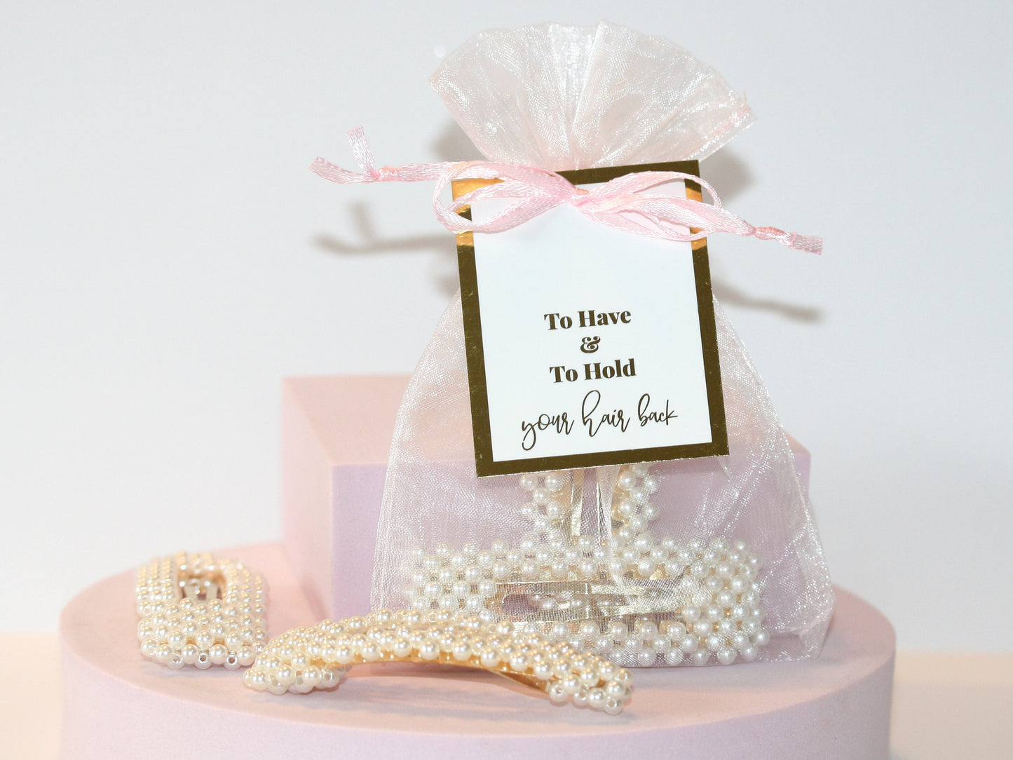 To have and to hold your hair back Pearl Hair Clip Bridesmaid Proposal, Bridesmaids Gifts, Bachelorette party favor