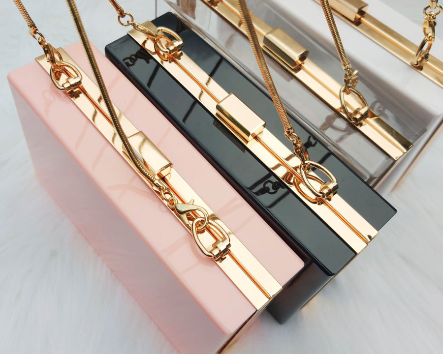 Mrs Purse Bride Clutch for Wedding Bridal Clutch Custom Gift for Bride to Be Personalized Bridesmaid gift Bridal Party Bags Acrylic handbag