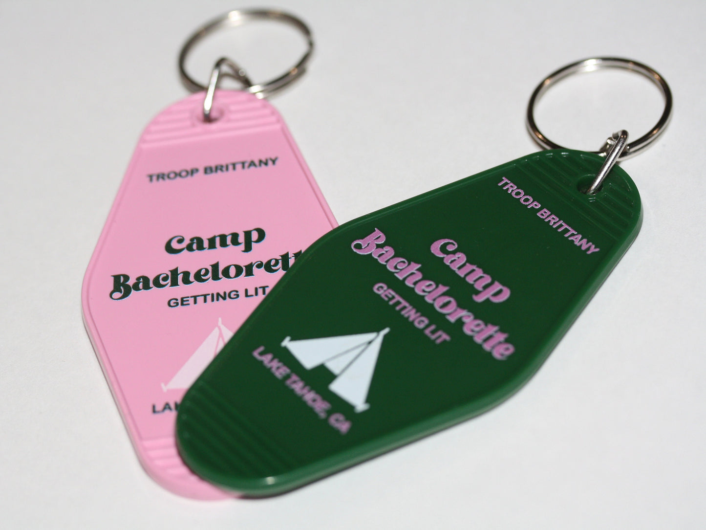 Set of 10 Camp Bachelorette Favors Retro Motel Keychains Custom Glamping Camping Outdoorsy Mountain Bach Adventure Asheville Lake House Tent